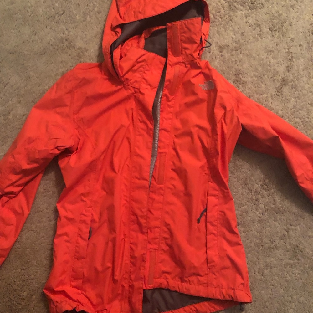 The North Face HyVent Hooded Jacket Women's Small
